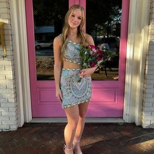 Meet your Posher, Bailey